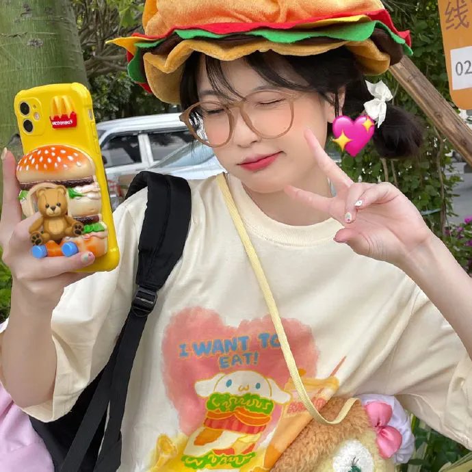 美女来了